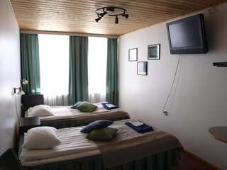 Отель Hotel Suonenjoki Суоменйоки Двухместный номер с 2 отдельными кроватями-7